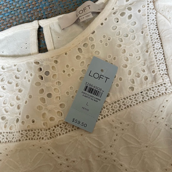 NWT Loft White Short Sleeve top - Picture 3 of 3